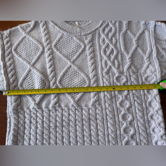 Free People Oversized Cable Knit Sweater - Picture 4 of 8
